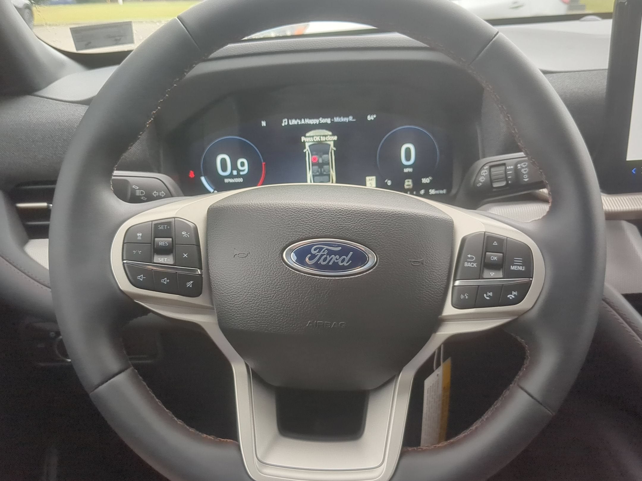 2027 Ford Explorer Active w/200A Pkg