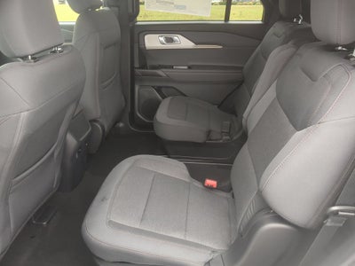 2027 Ford Explorer Active w/200A Pkg