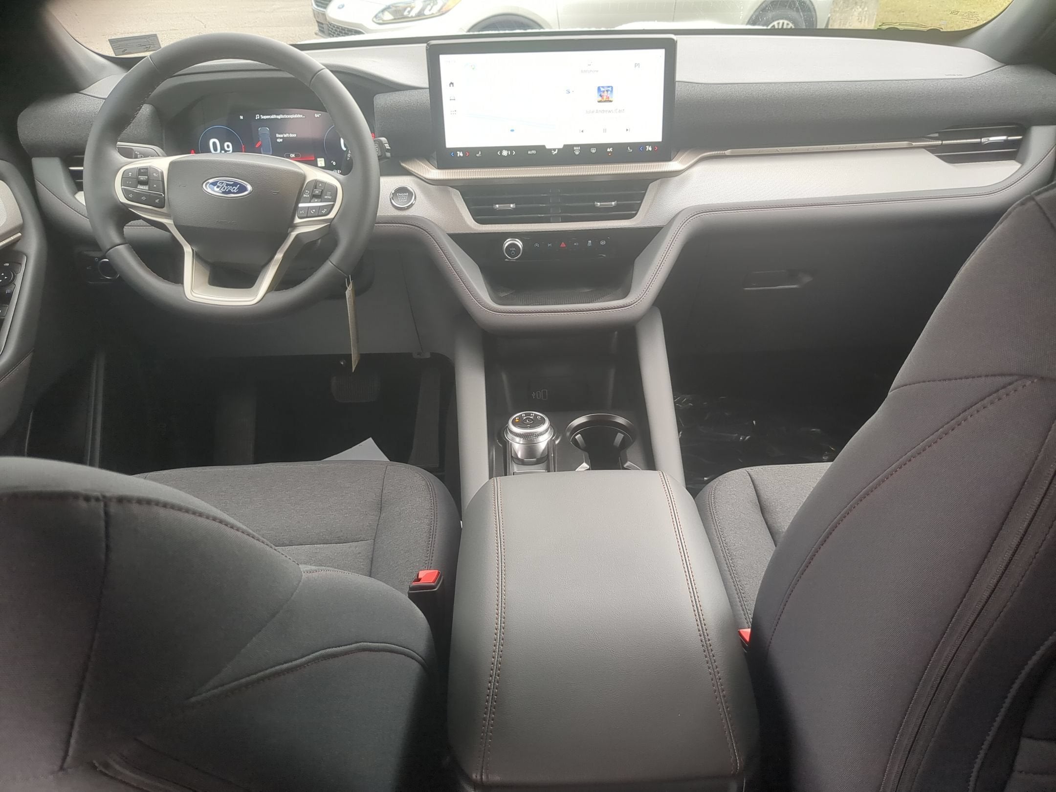 2027 Ford Explorer Active w/200A Pkg