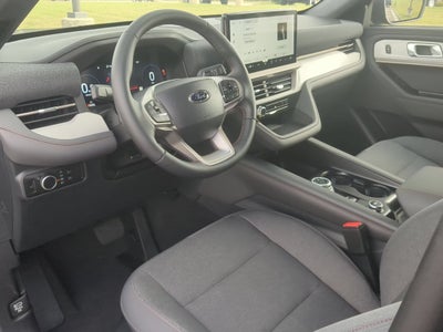 2027 Ford Explorer Active w/200A Pkg