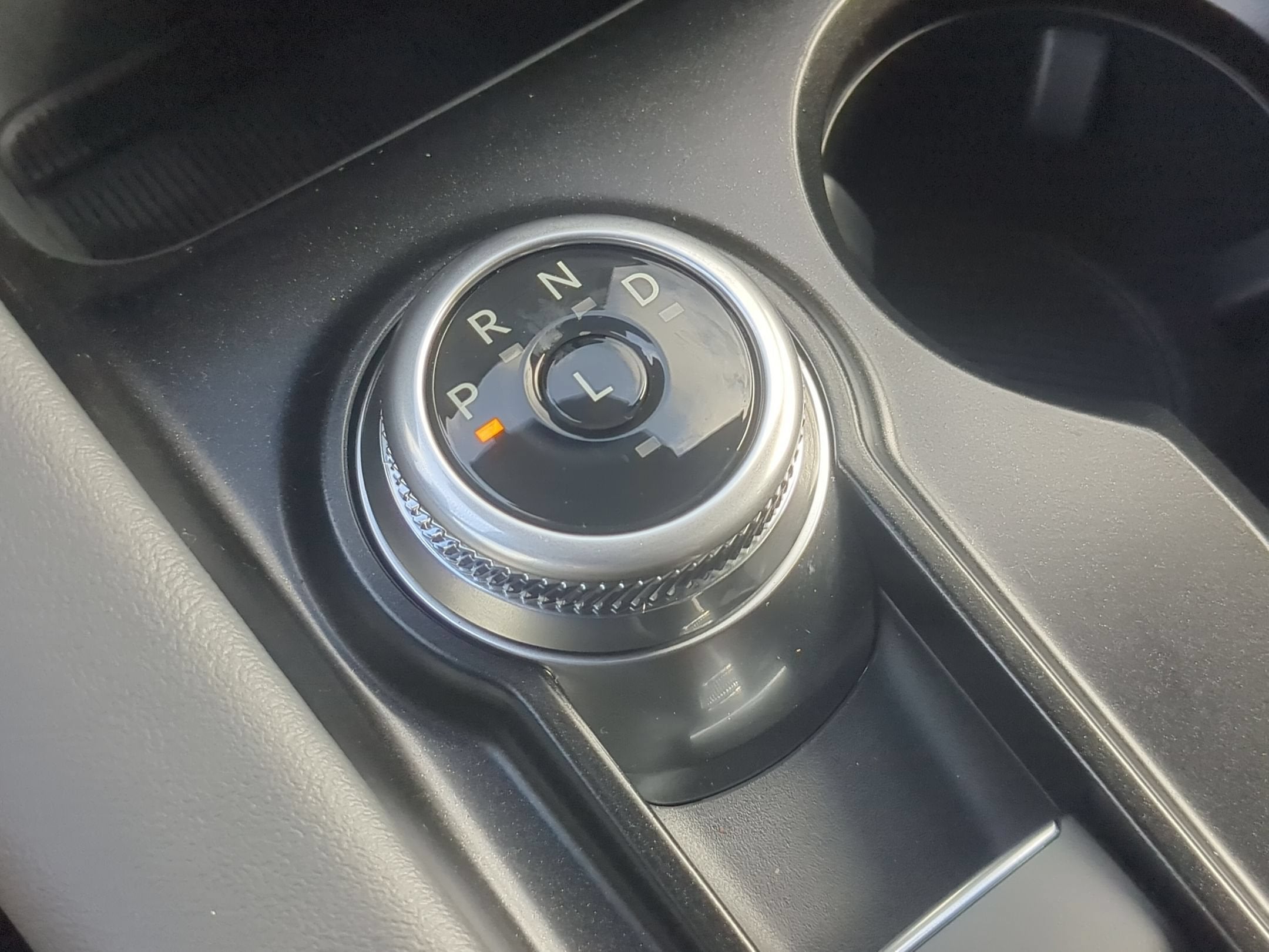 2027 Ford Explorer Active w/200A Pkg