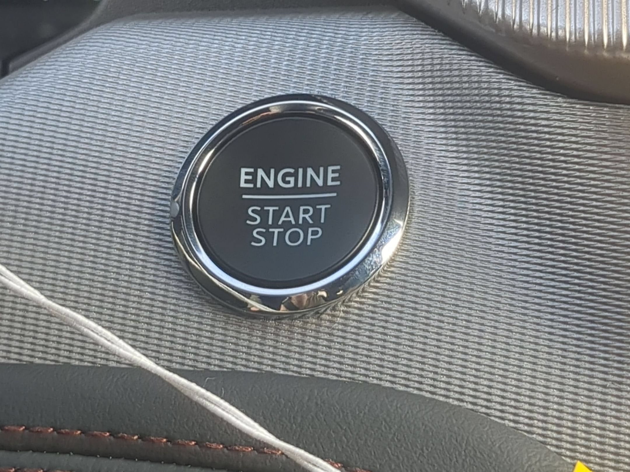 2027 Ford Explorer Active w/200A Pkg