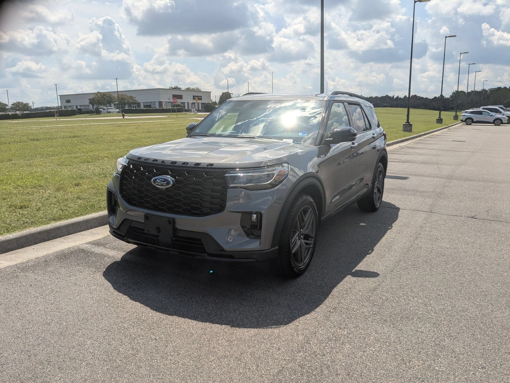2026 Ford Explorer ST-Line