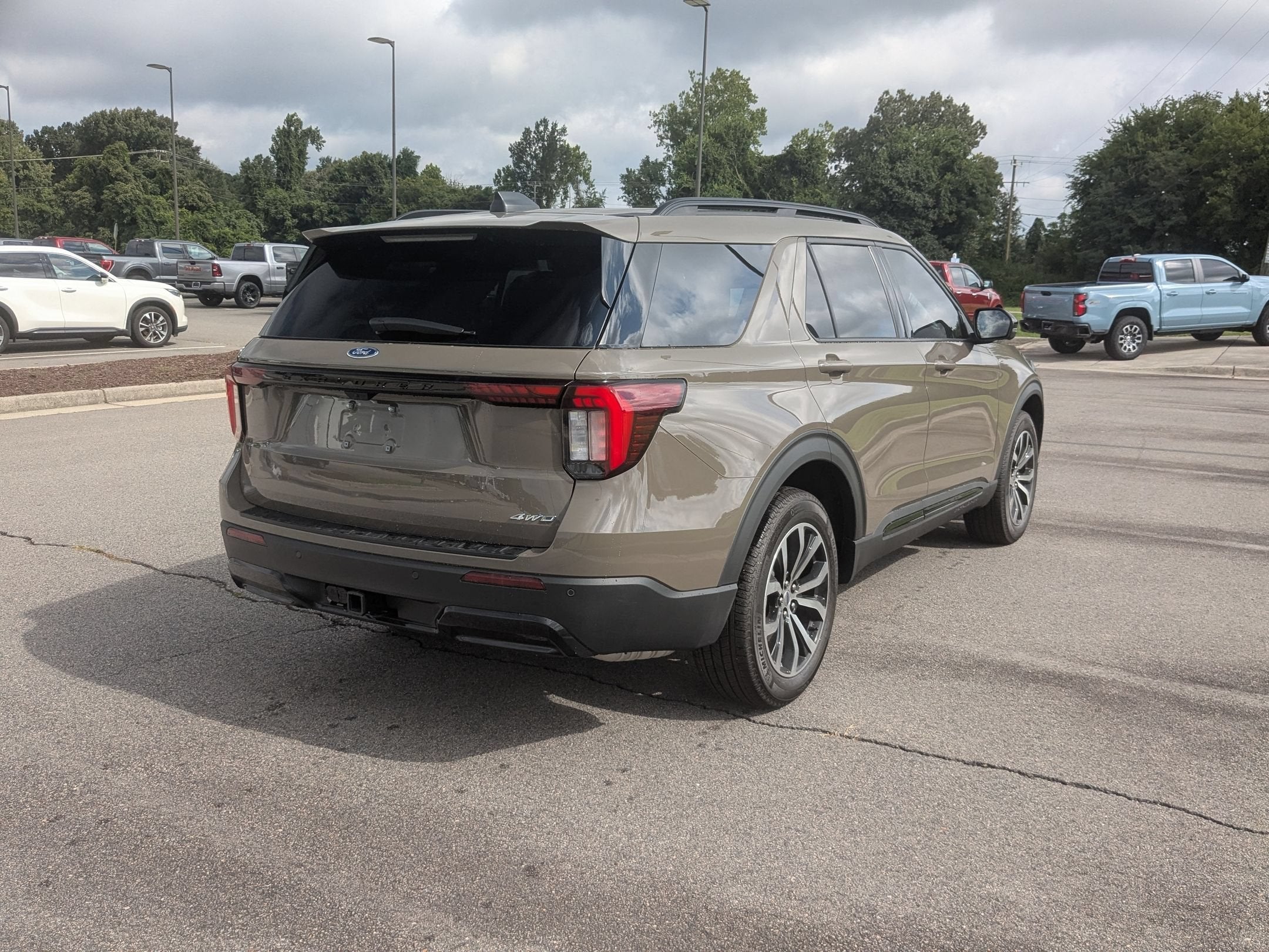 2026 Ford Explorer ST-Line