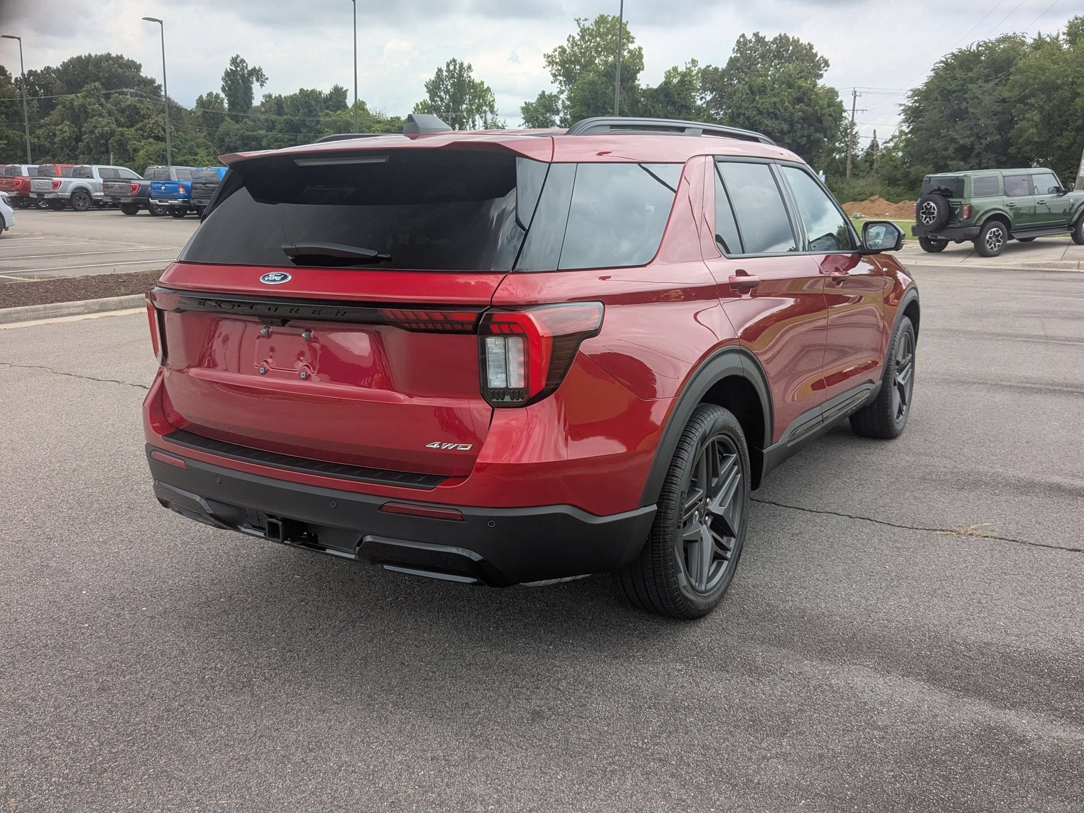 2026 Ford Explorer ST-Line