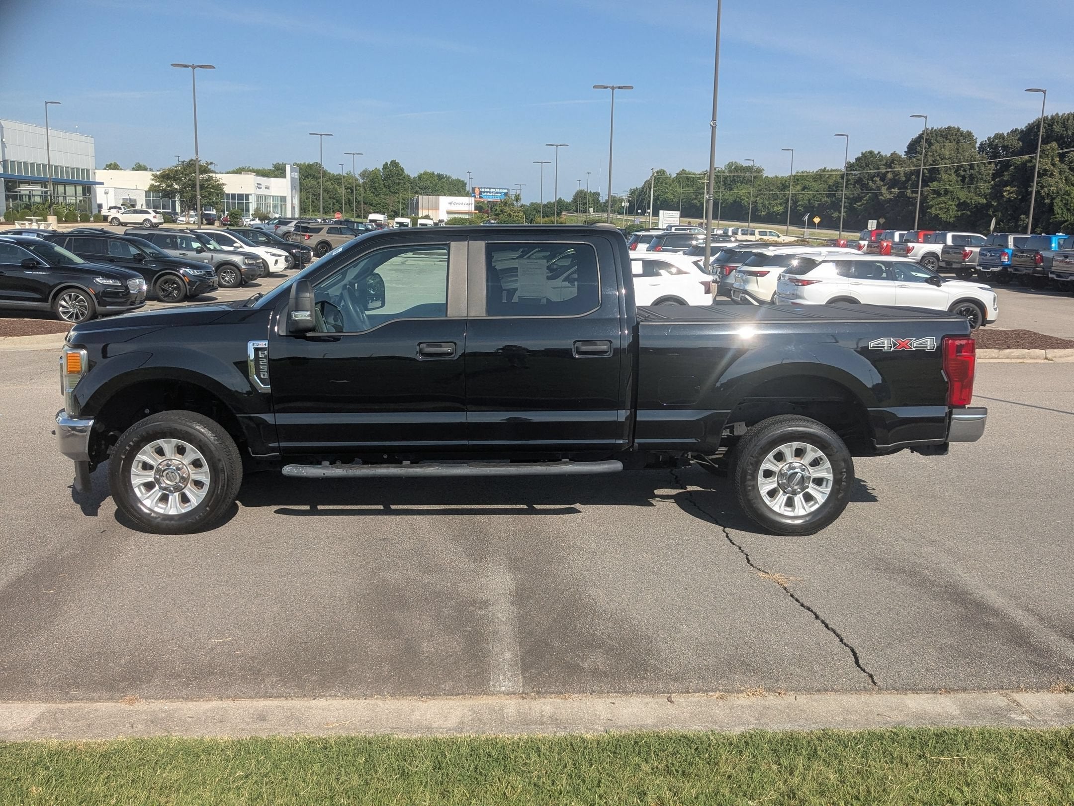 2022 Ford Super Duty F-250 SRW XL