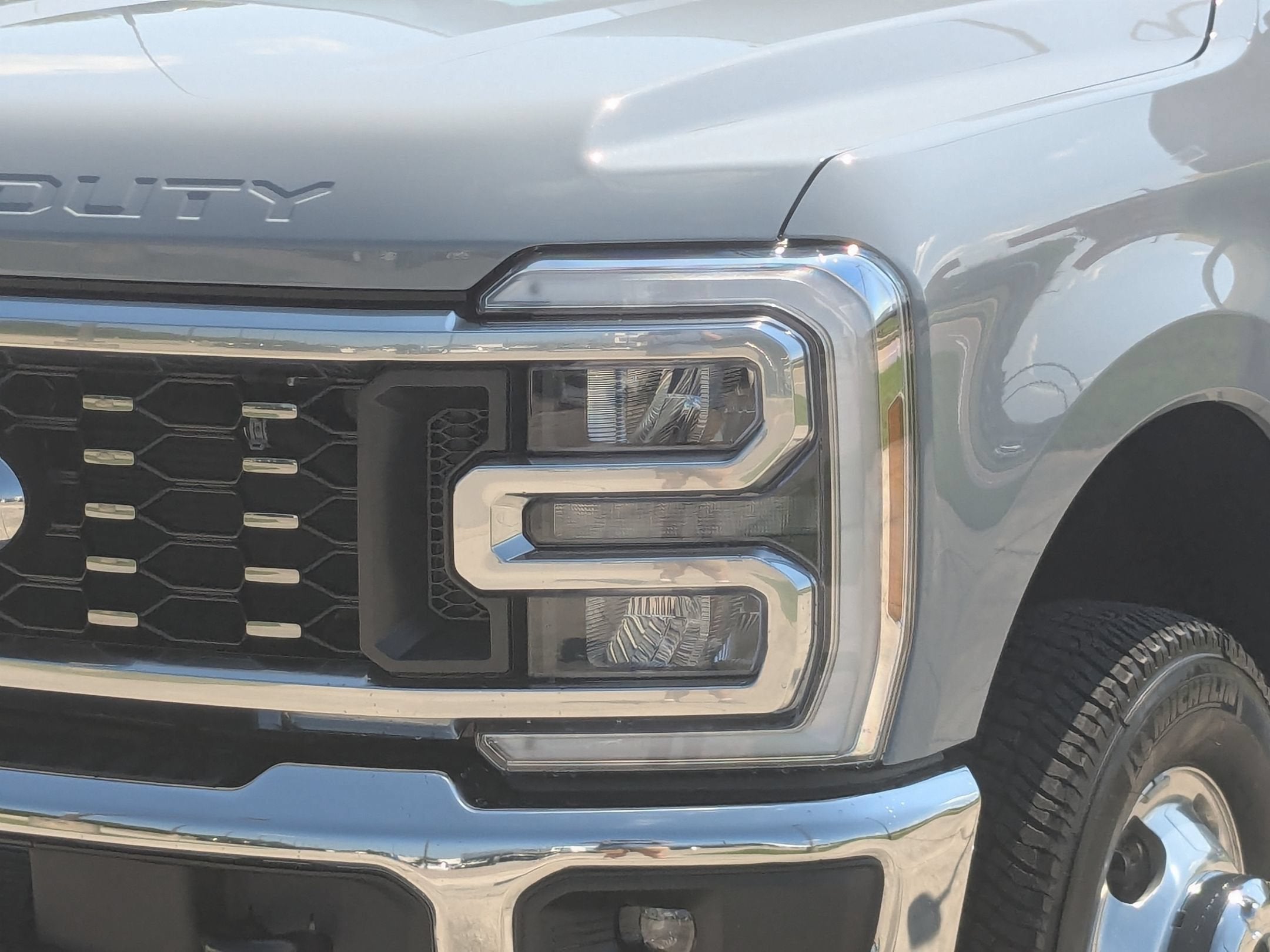 2026 Ford Super Duty F-350 DRW LARIAT