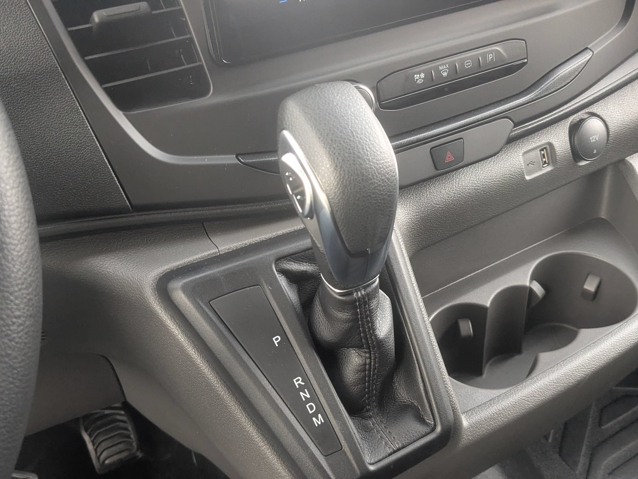 2026 Ford Transit Cargo Van Base
