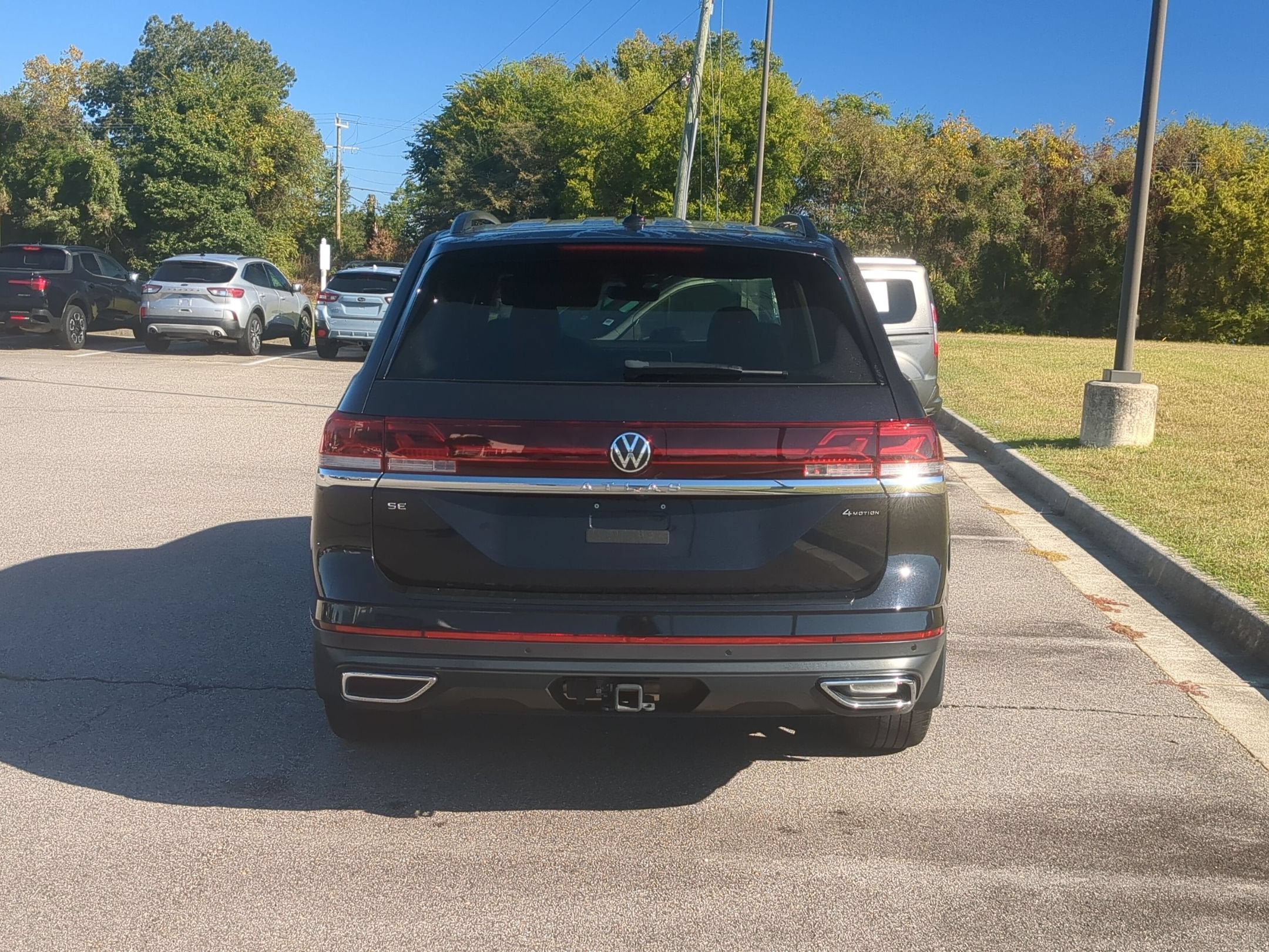 2025 Volkswagen Atlas 2.0T SE w/Technology