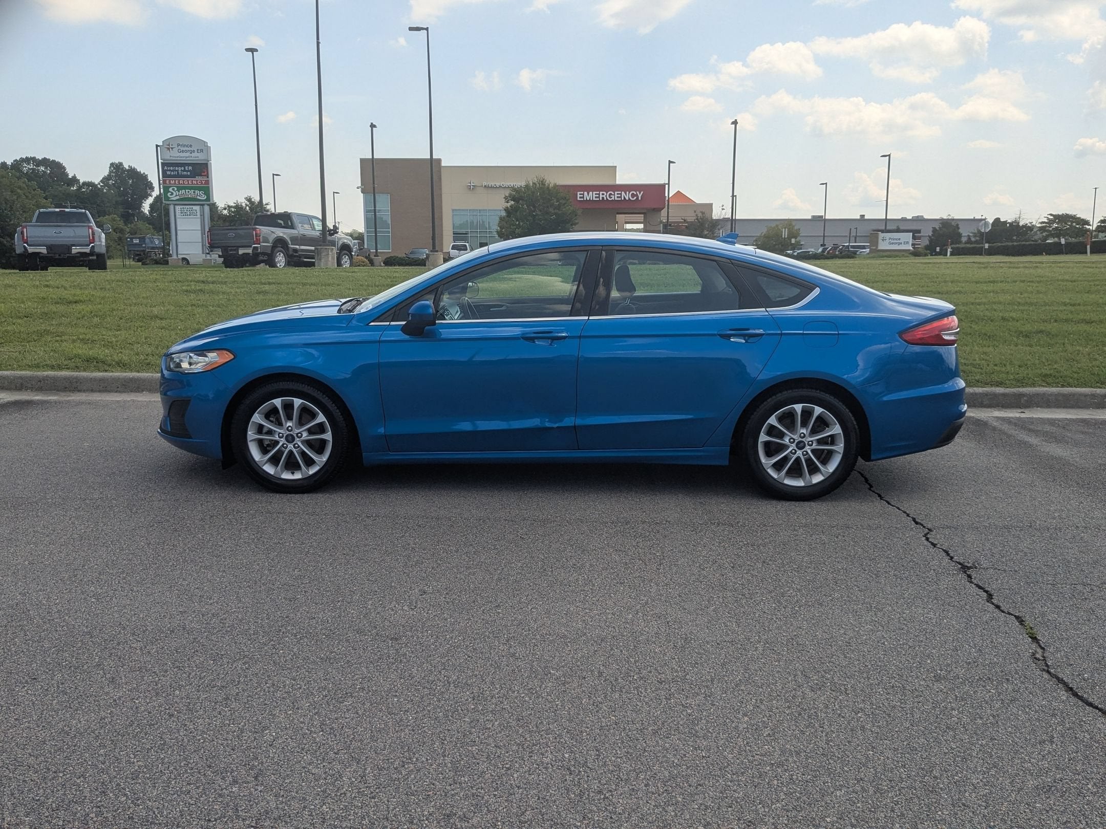 2020 Ford Fusion SE