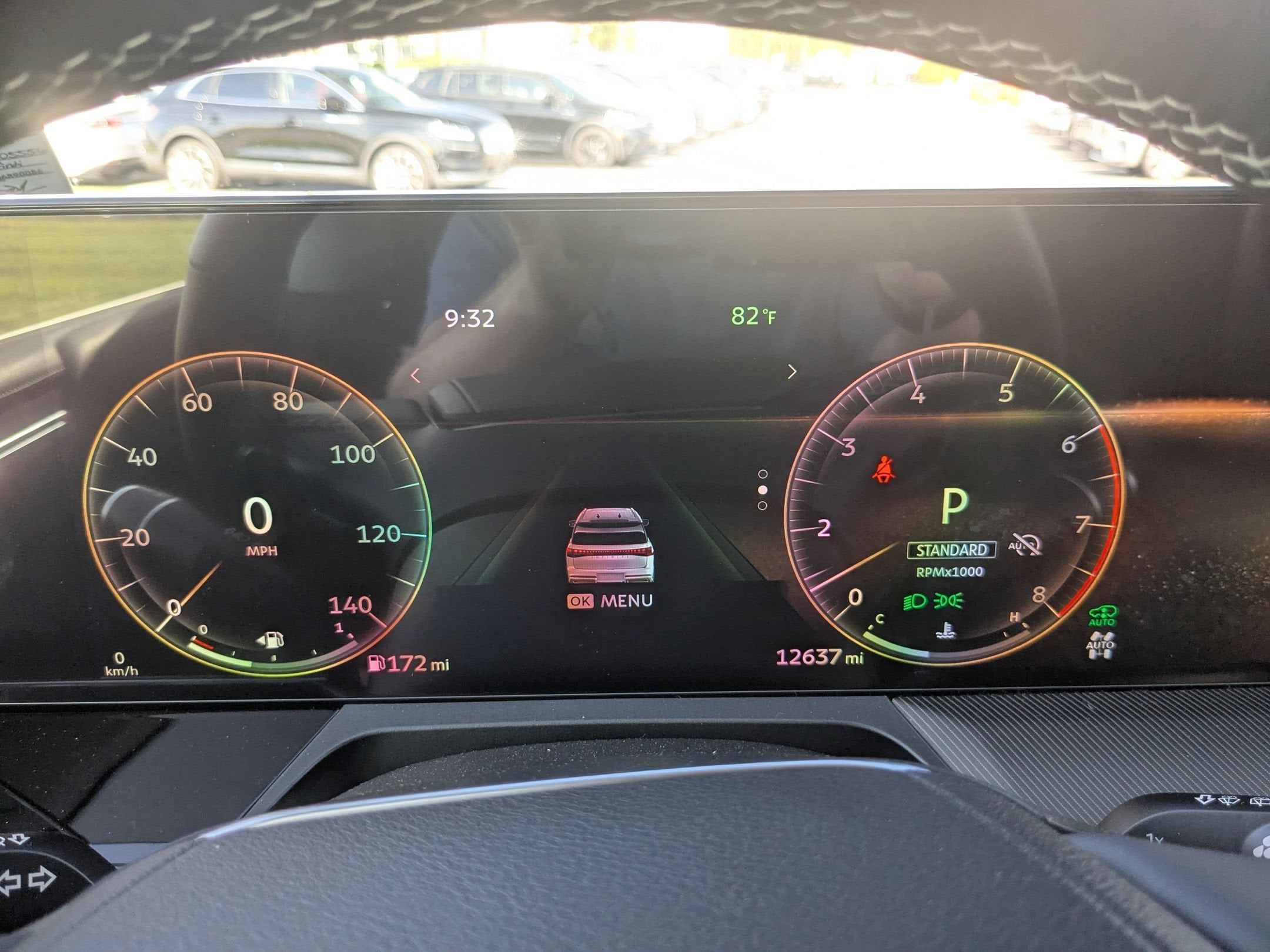 2025 INFINITI QX80 LUXE
