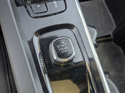 2023 Volvo XC60 Ultimate Bright Theme